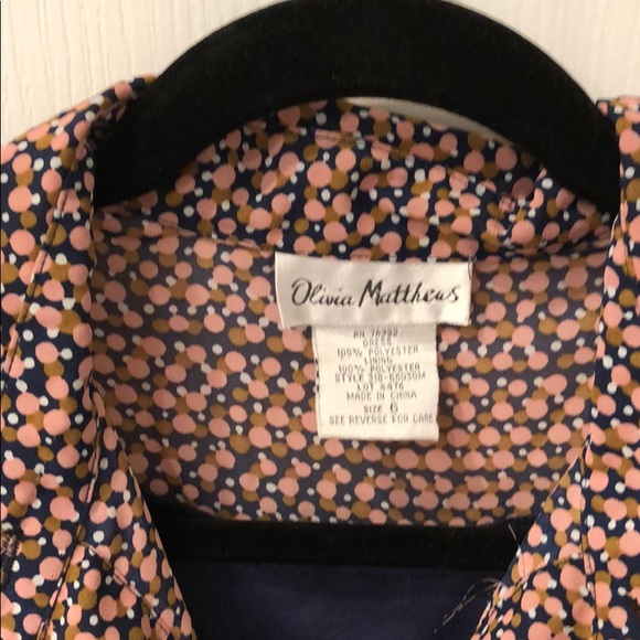 Dress - Picture 3 of 4